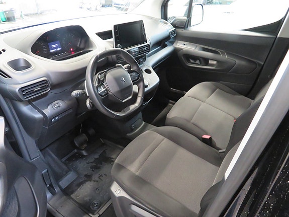 Peugeot Partner 7 of 8