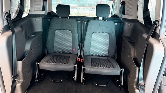 Ford Connect Tourneo 14 of 20