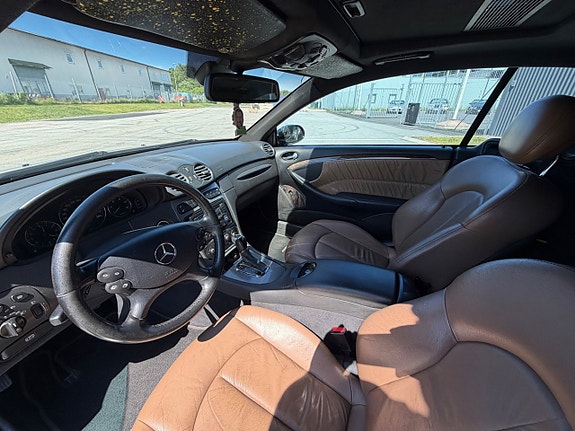 Mercedes-Benz C270 11 of 19