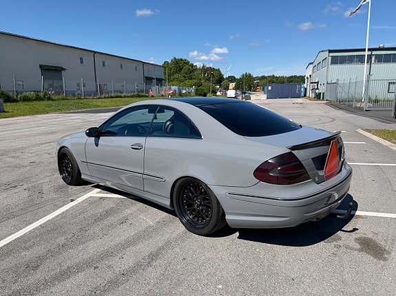 Mercedes-Benz C270 7 of 19