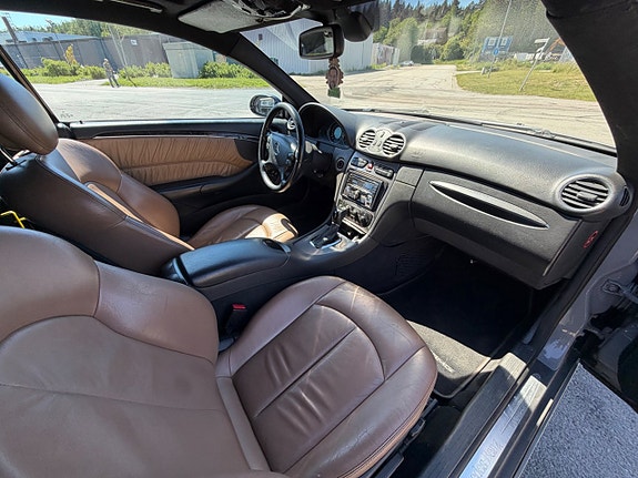 Mercedes-Benz C270 14 of 19