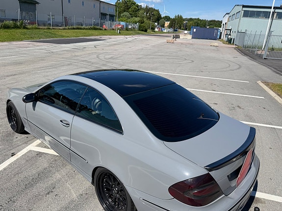 Mercedes-Benz C270 9 of 19
