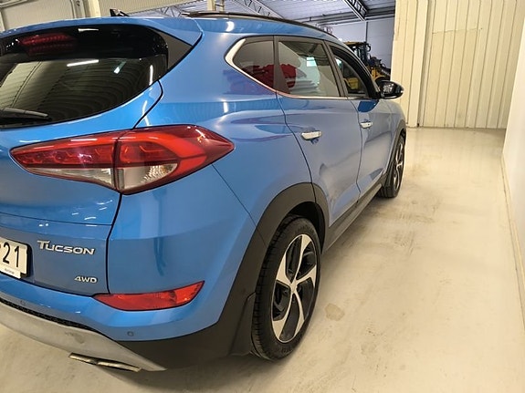 Hyundai Tucson 4 of 10