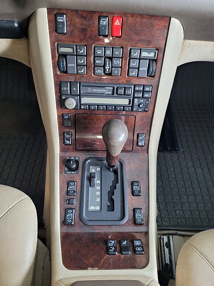 Mercedes-Benz S500 11 of 17