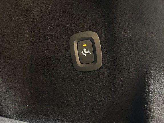 Volvo XC60 9 of 14