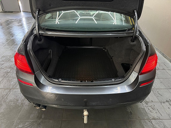 BMW 520d 14 of 17