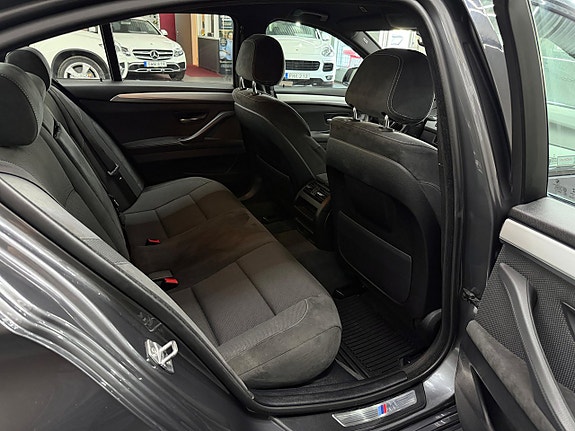 BMW 520d 15 of 17