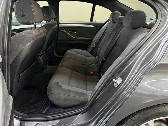 BMW 520d 13 of 17