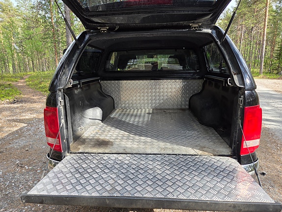 Volkswagen Amarok 4 of 5