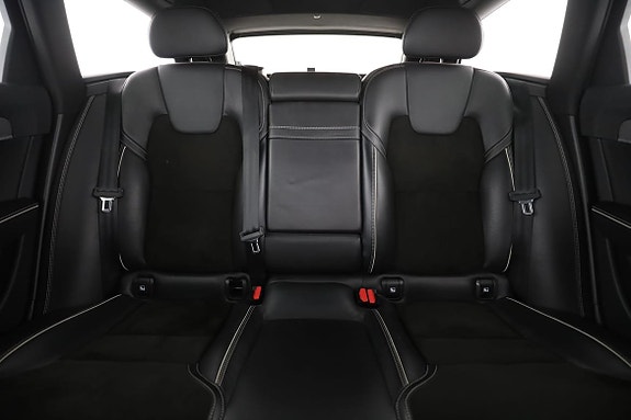 Volvo V90 16 of 30