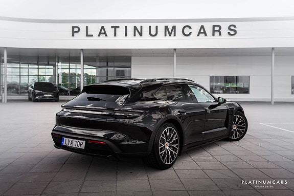 Porsche Taycan 4S 2 of 20