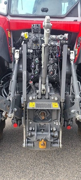 Massey Ferguson 7 S 210 DVT Exclusive 5 of 13