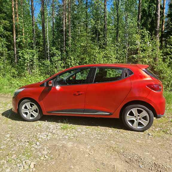 Renault Clio 2 of 4