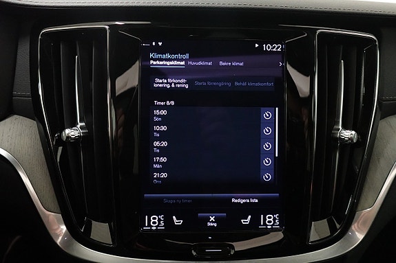 Volvo V60 Cross Country 11 of 30