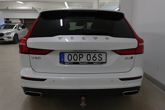 Volvo V60 Cross Country 28 of 30