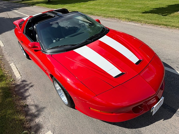 Pontiac Trans Am 9 of 24