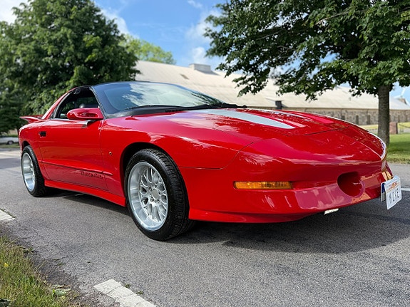 Pontiac Trans Am 7 of 24