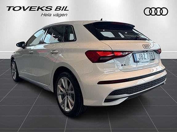 Audi A3 4 of 14