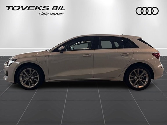 Audi A3 5 of 14