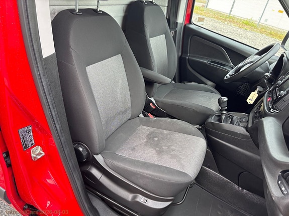 Fiat Doblo 17 of 24