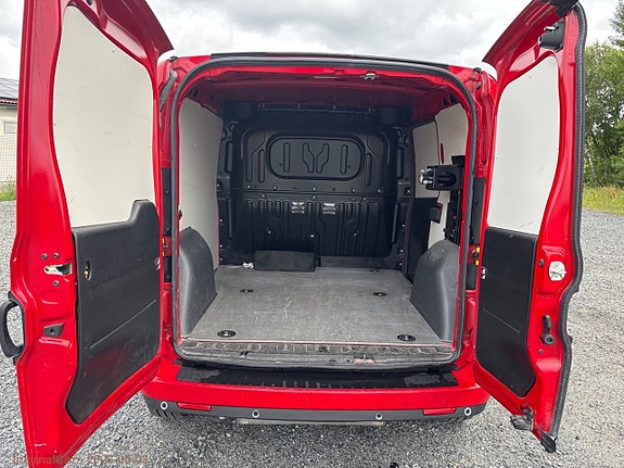 Fiat Doblo 10 of 24