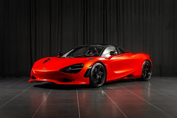 McLaren 750S 2 of 5