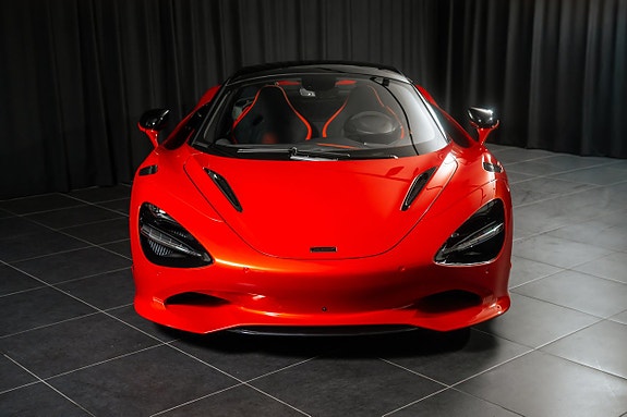 McLaren 750S 6 of 16