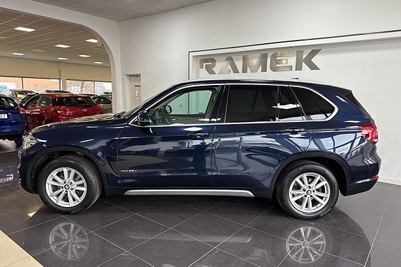 BMW X5 3 of 5