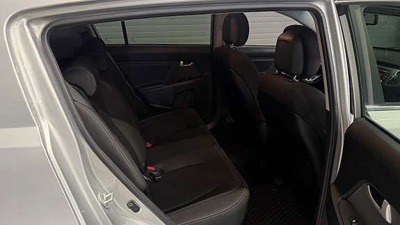 Kia Sportage 15 of 30