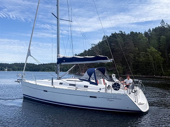 Beneteau Oceanis 343 — View photo 1