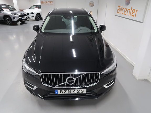 Volvo XC60 11 of 30