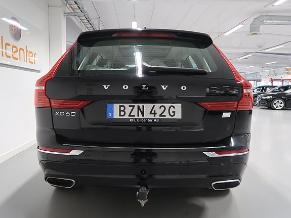 Volvo XC60 7 of 30