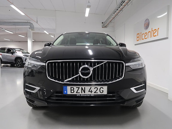 Volvo XC60 10 of 30