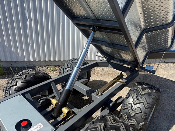 -- Tippvagn ATV 1420 kg / Elhydraulisk tipp 12 of 14