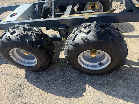 -- Tippvagn ATV 1420 kg / Elhydraulisk tipp 8 of 14