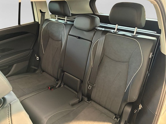 Volkswagen Tayron 12 of 16