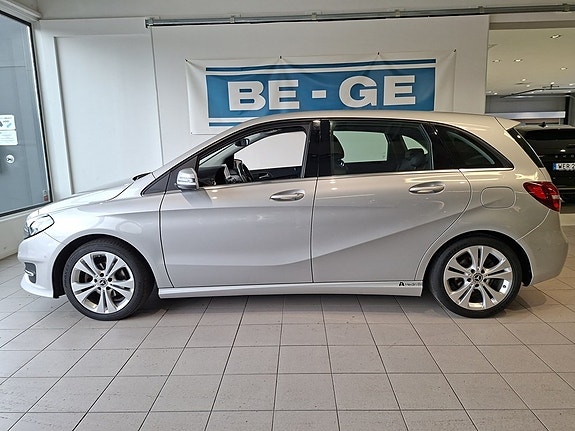 Mercedes-Benz B-Klass 2 of 5
