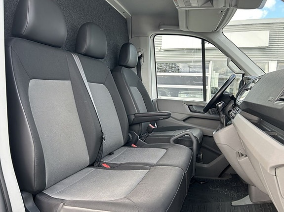 Volkswagen Crafter 35 14 of 21