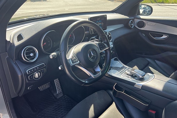 Mercedes-Benz GLC220 d 15 of 27