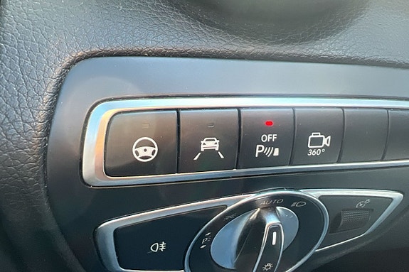 Mercedes-Benz GLC220 d 22 of 27