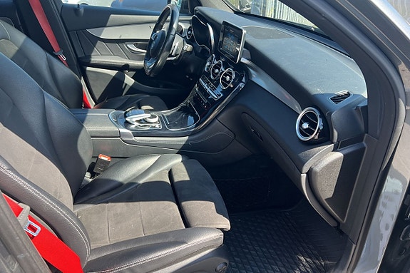 Mercedes-Benz GLC220 d 12 of 27
