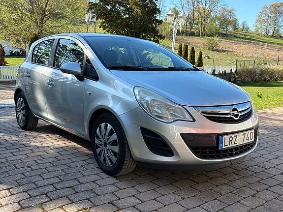 Opel Corsa 2 of 5