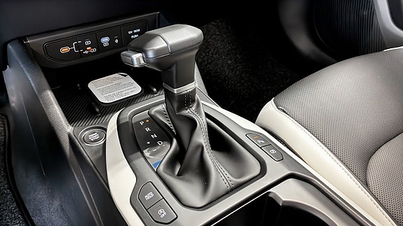 Kia K4 12 of 12