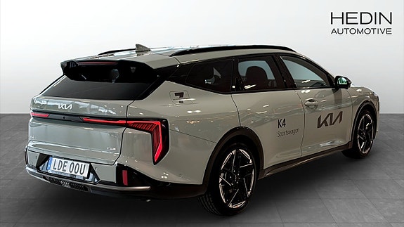 Kia K4 5 of 5
