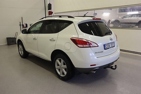 Nissan Murano 2 of 18