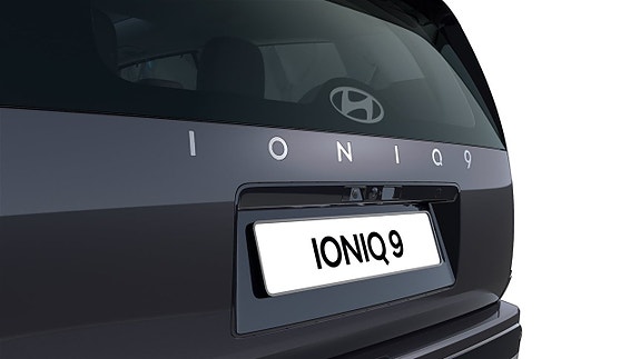 Hyundai Ioniq 9 8 of 14