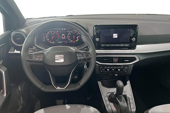 Seat Arona 11 of 24
