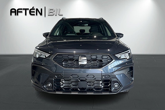 Seat Arona 3 of 24