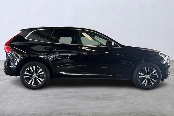 Volvo XC60 3 of 5