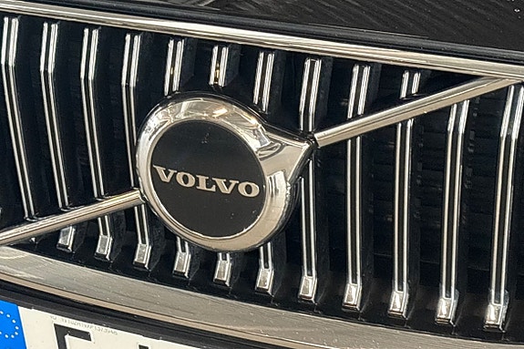 Volvo XC60 23 of 27